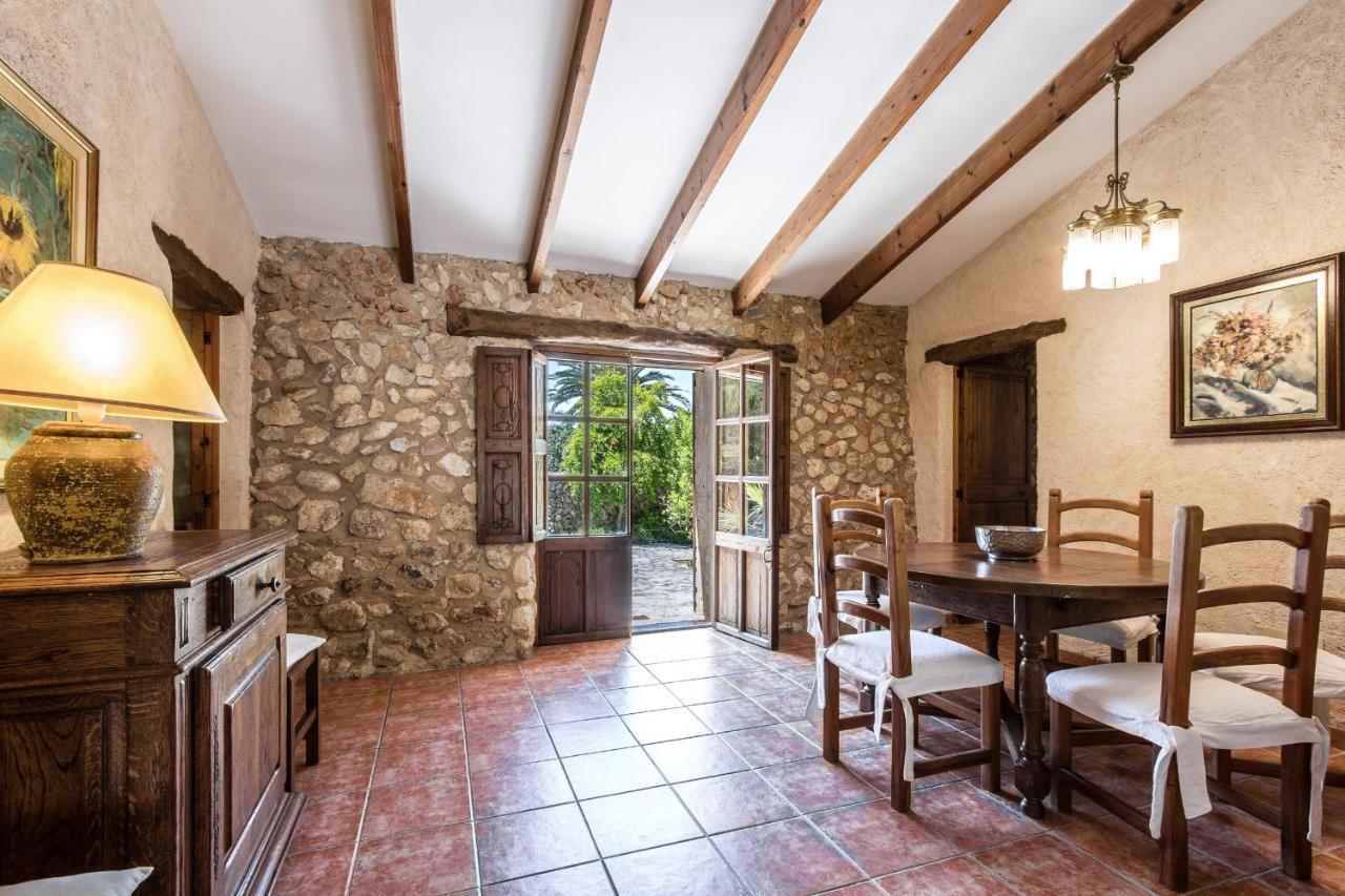 Villa Amengual *