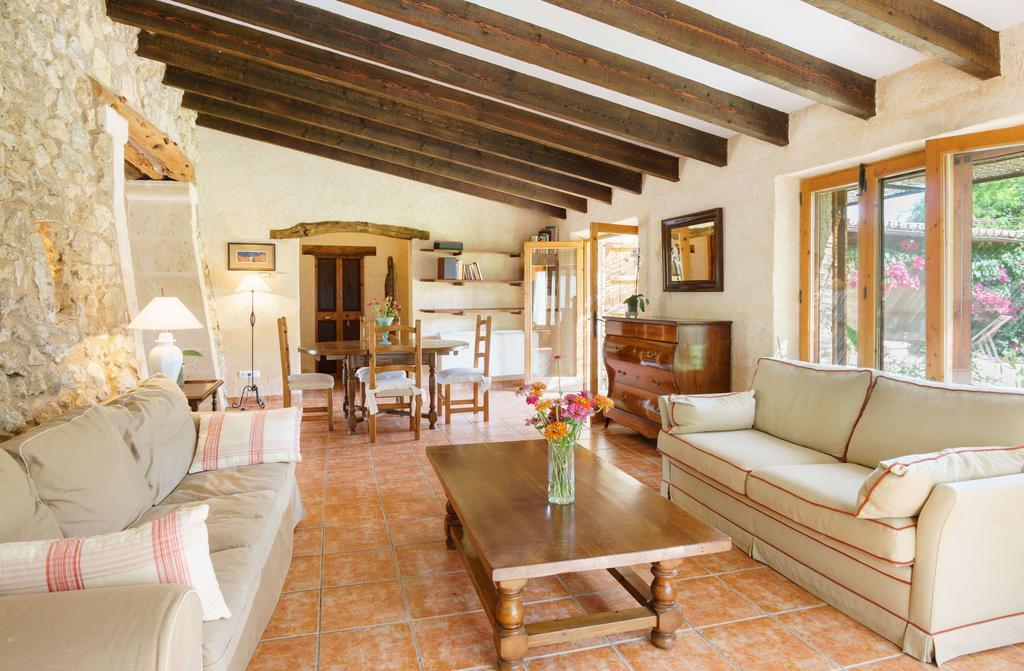 Villa Amengual *